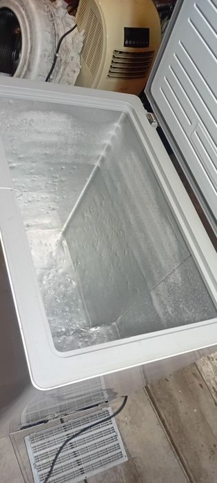 Продаю морозильные камеры