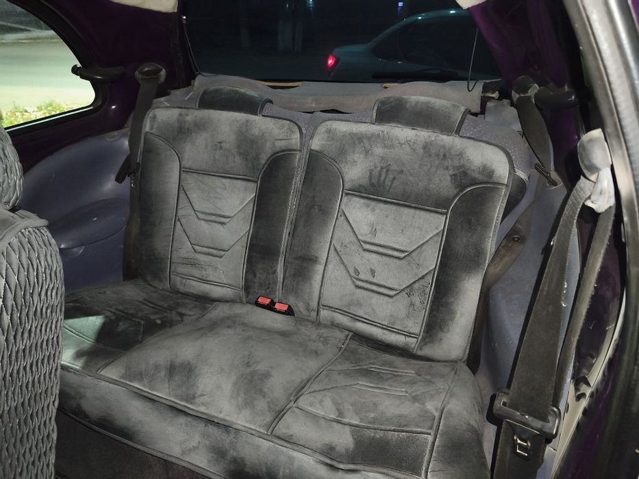 Продам машину FORD KA