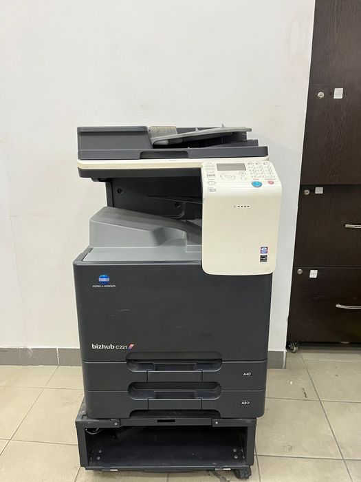 Konica Minolta bizhub C221