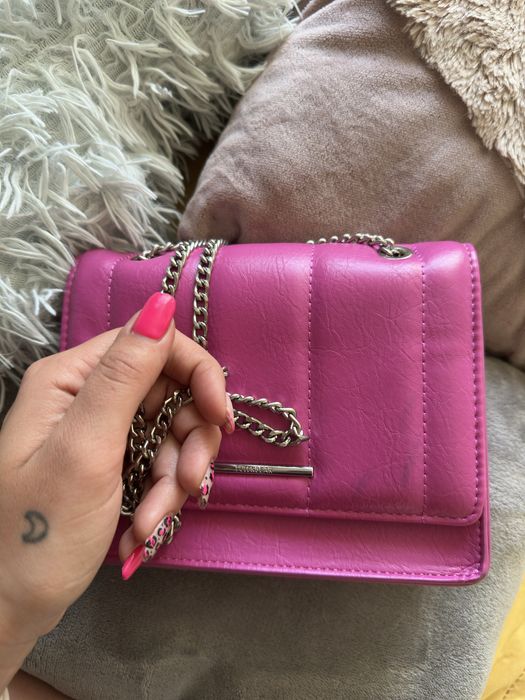 Мини чантичка pull&bear фуксия