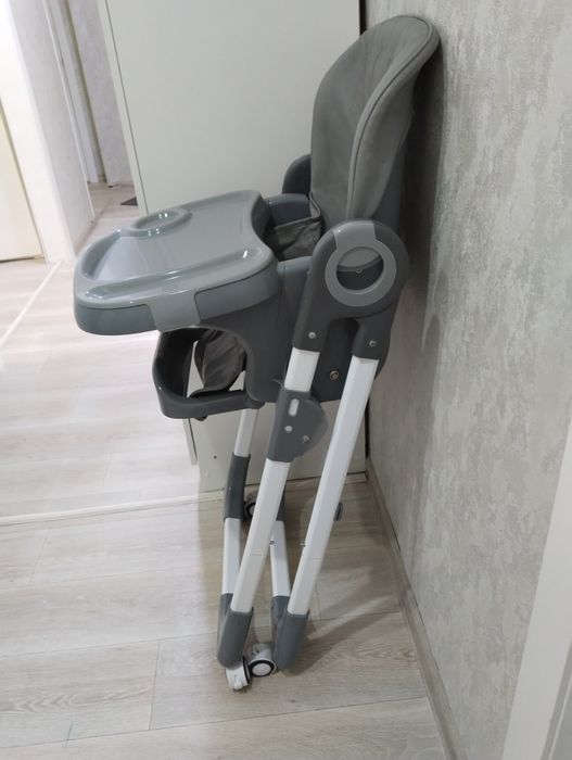 Продам детский стульчик для кормления