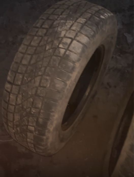 Продам резину на 16