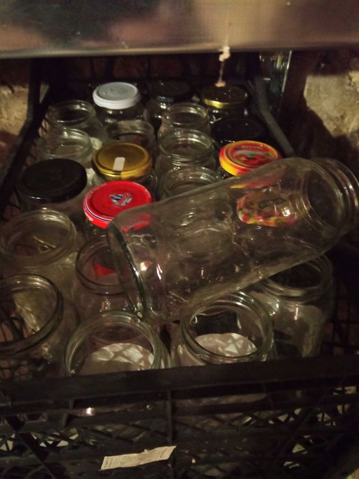 Буркани всякакви размери