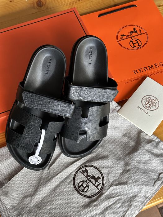 Черни дамски чехли Hermès
