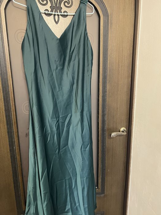 Продам платья за 8000 тг