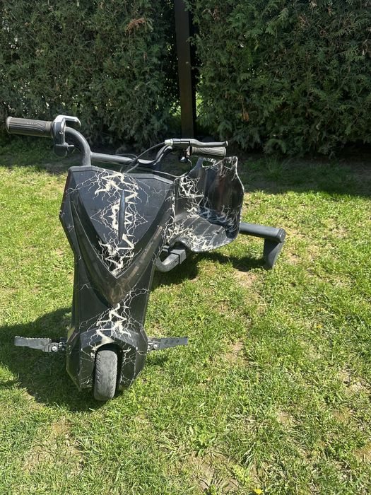 Детска електрическа дрифт триколка