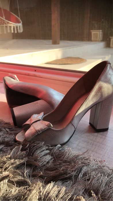 Pantofi din piele fina