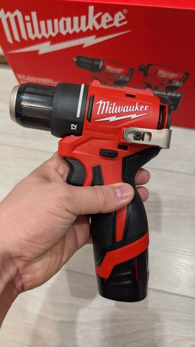Шуруповерты Milwaukee