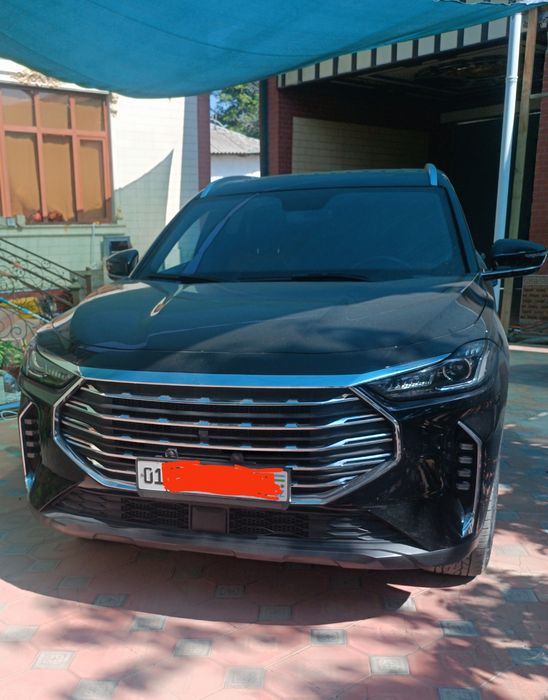 Jetour x 70 plus 1.6 sotiladi