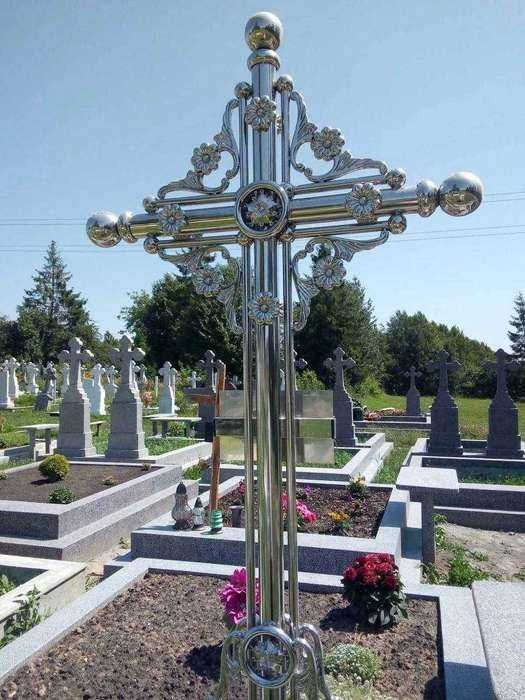 Cruci si garduri din inox pentru cimitir funerarii accesorii