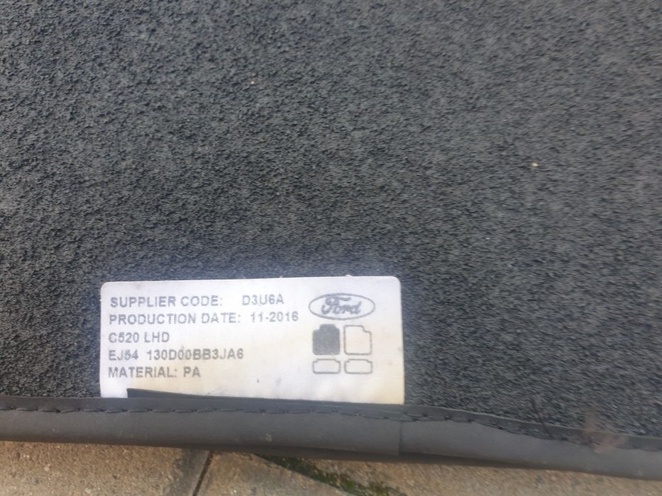 Covorașe mocheta + cabana