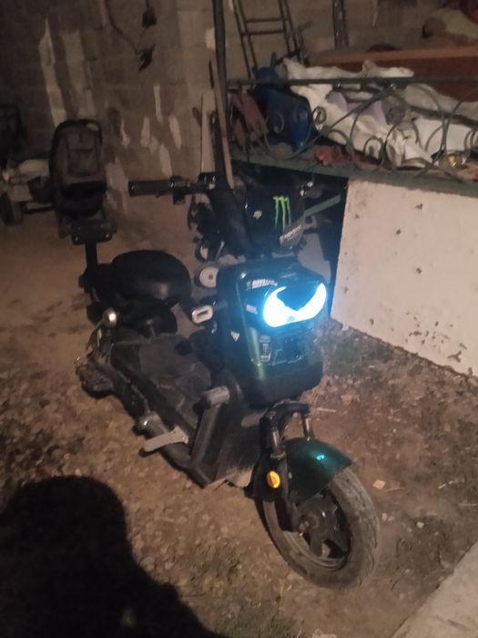 Электронный скутер танк срочно