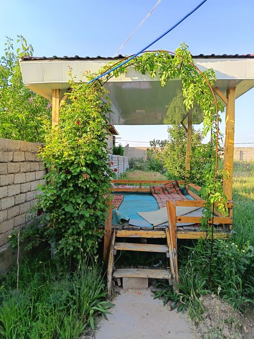 Продаëтся дача  вдоль реки