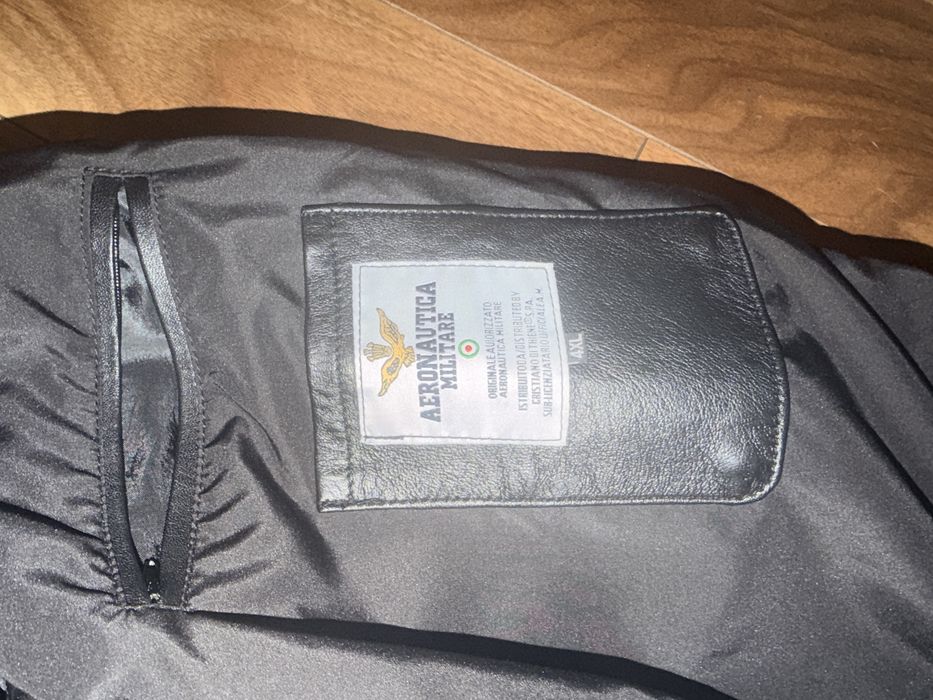 Geaca piele noua Aeronautica Militare marimea L-XL, pret 750 lei