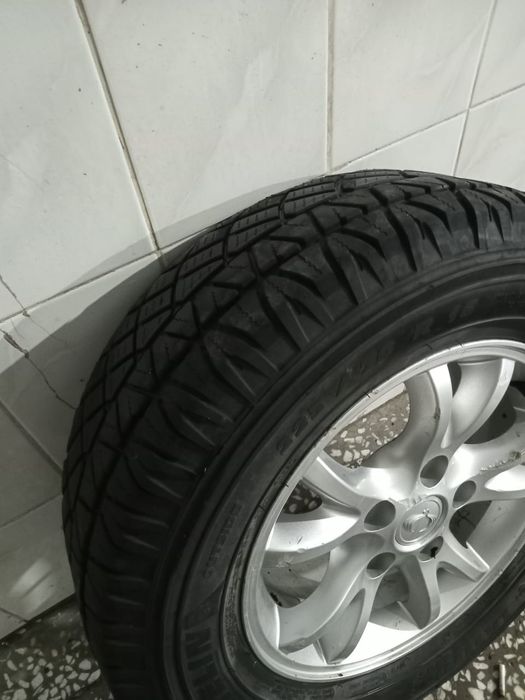 Продам Шины с дисками