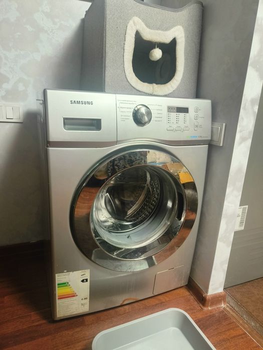 Продам стиральную машинку