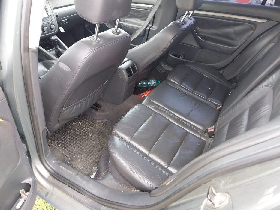 Vw golf 5 usi bara hayon portbagaj motor interior piele usa aripa far motor electromotor alternator 2.0 fsi roti rezerva 5x112 oglinda clima pompa