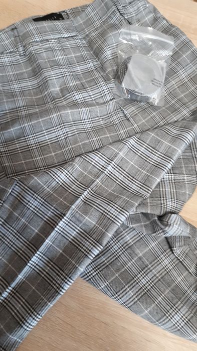 Панталон MOHITO 34 р-р.Нов.20 лв.