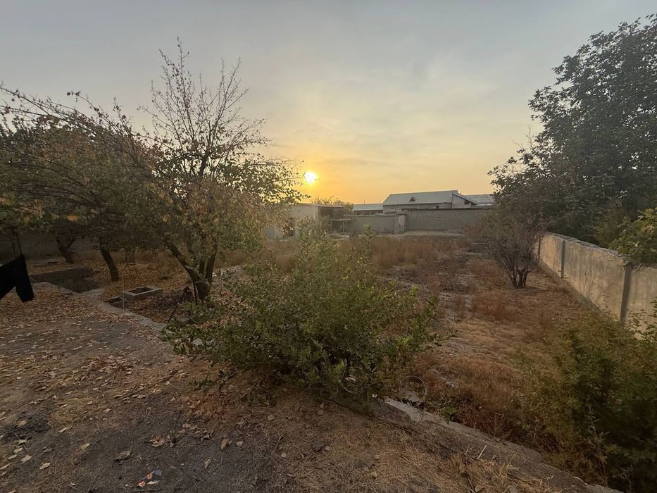 Yer sotiladi hamma hujatlari zor muammosi yuq