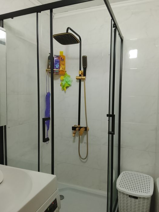 Продам Дущевая кабина 90*90