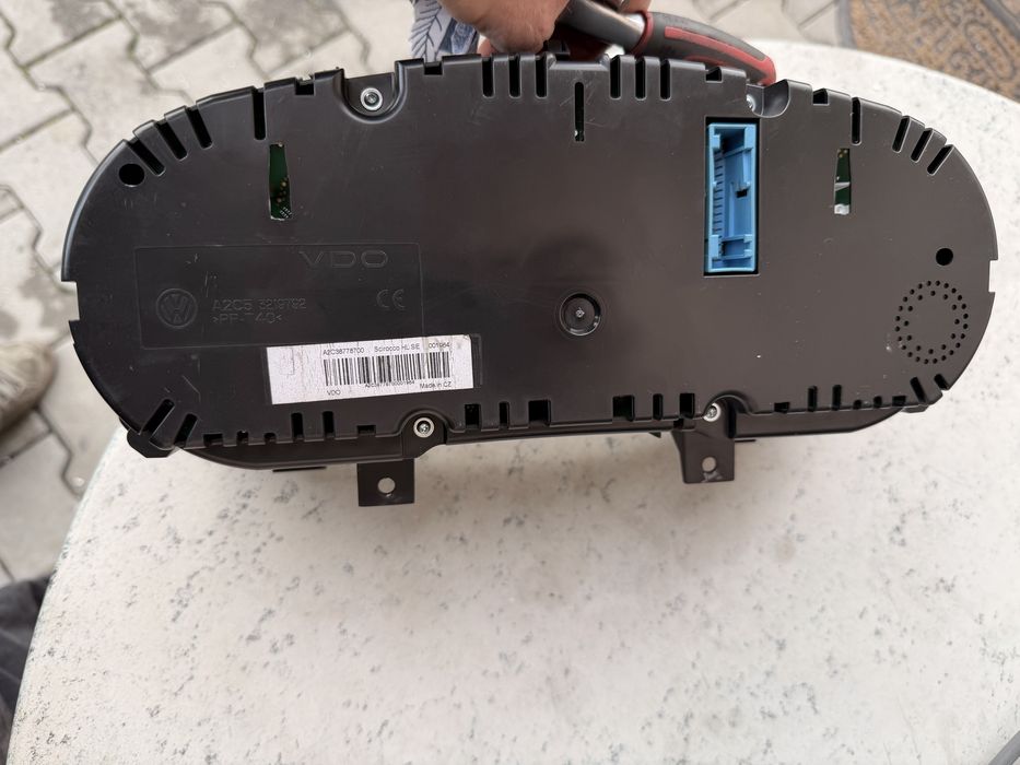 Ceasuri VW  Scirocco facelift (se pot adapta di oe golf 5)