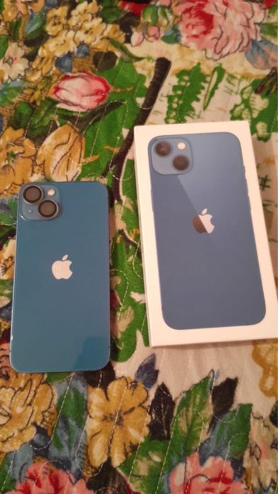 Продам Iphone 13 blue