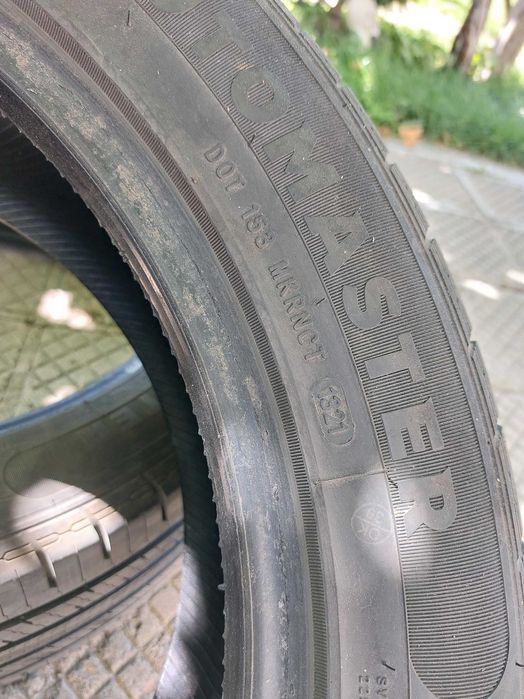 Гуми 225/ 55 R19 21година на 8000км