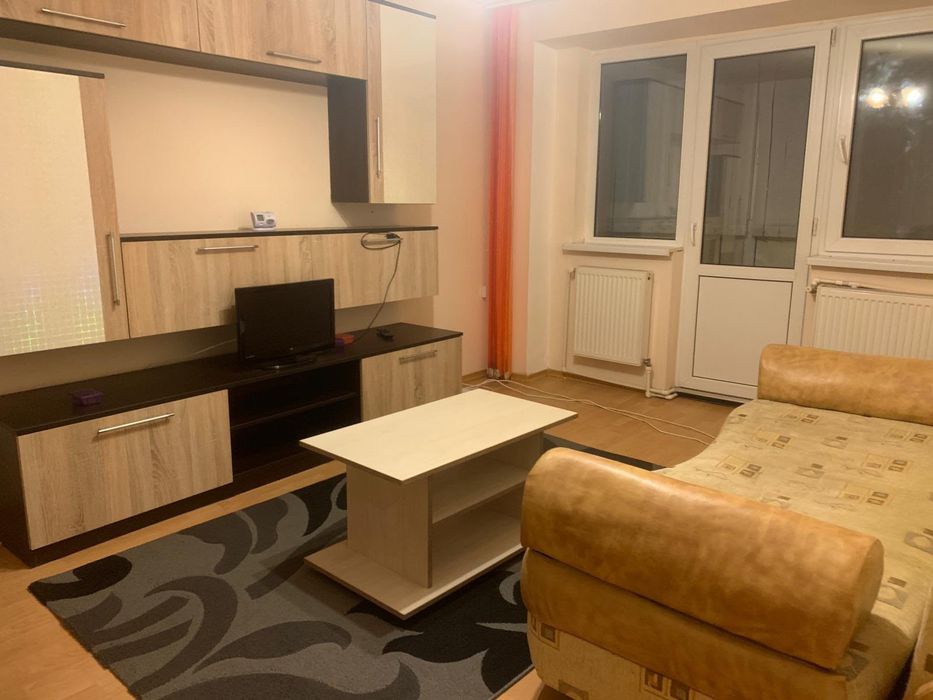 Apartament cu 3 camere Călărași -Viziru