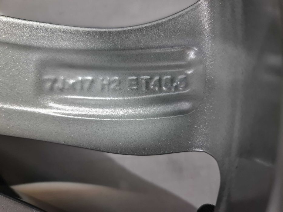 Jante 17 originale Mercedes  cu senzori inclusi 5x112 66.6 7j et 48.5