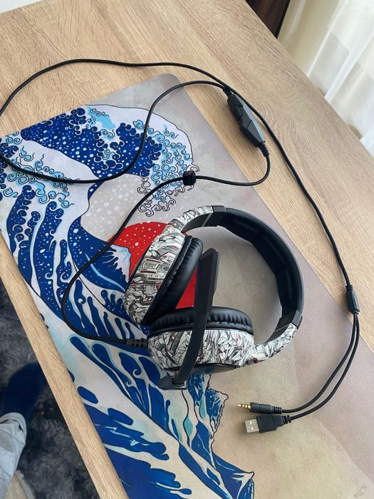 Геймърски слушалки с микрофон и RGB подсветка