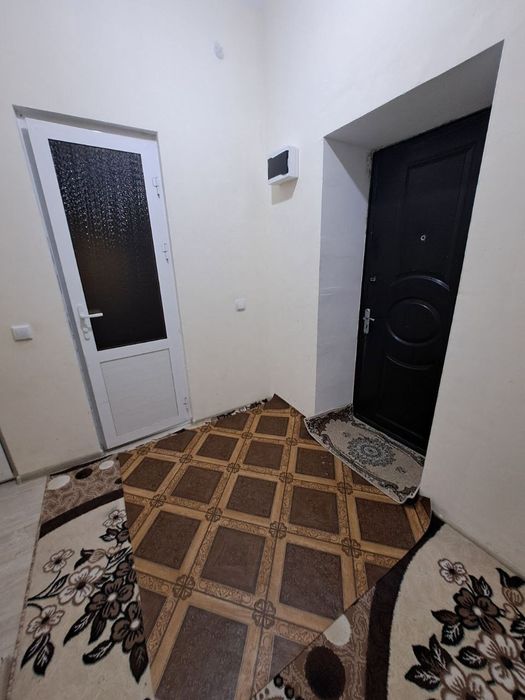 Guliston 4-mavze 2 xona uy SOTILADI