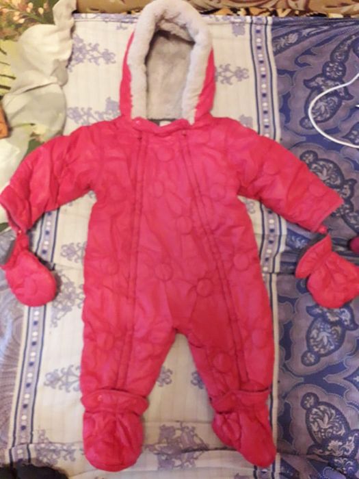 Продам комбинезоны!осень-весна!