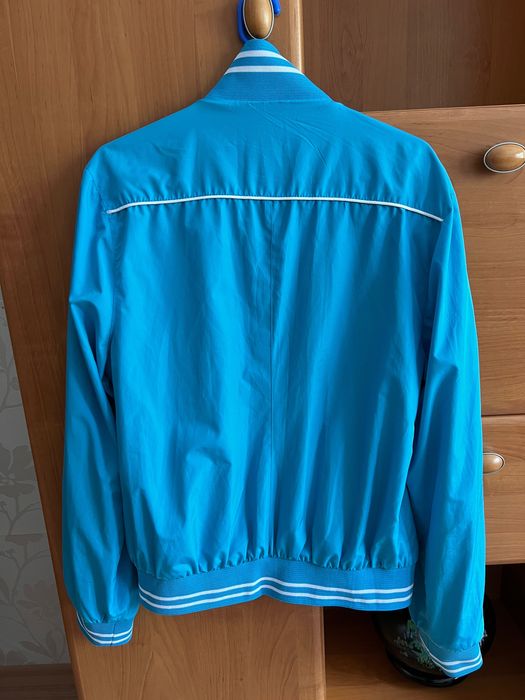 Двулицево пролетно спортно синьо яке
