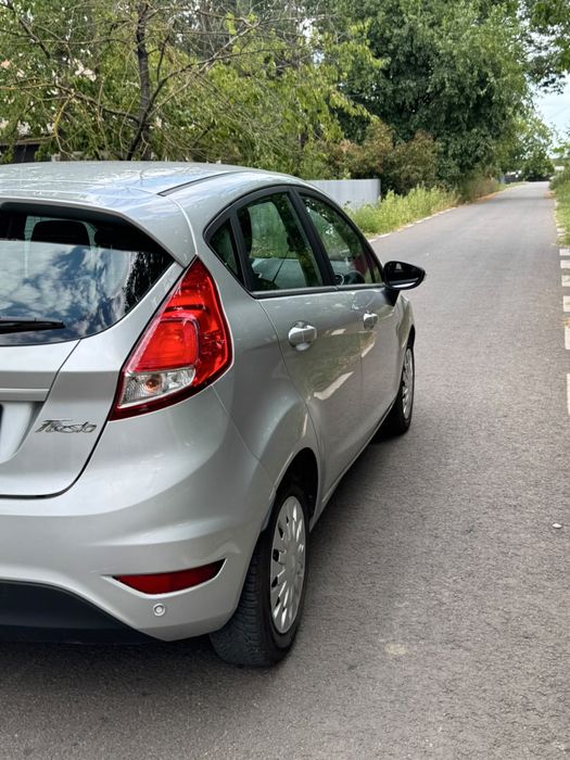 Vand Ford Fiesta 2015