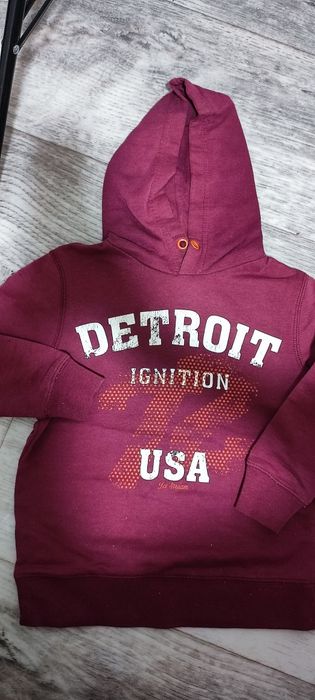 Толстовка с капюшоном