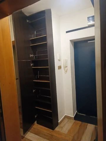 Продава се Тристаен апартамент в София, Лозенец - 80 кв.м за 4000 €/кв.м - Снимка #11