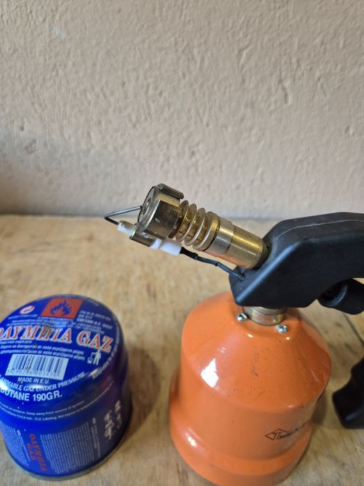 Lampă de lipit cu gaz