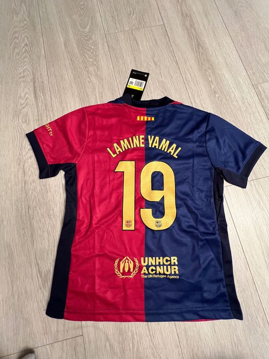 Нов спортен екип на Barcelona – размер EU 22 (5-7 г.дете ) Ламин Ямал