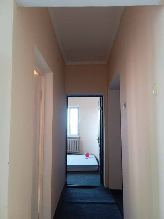 3 комнатная квартира Сергели-8, 14/16 --70 м², балкон 4 м², лифт,