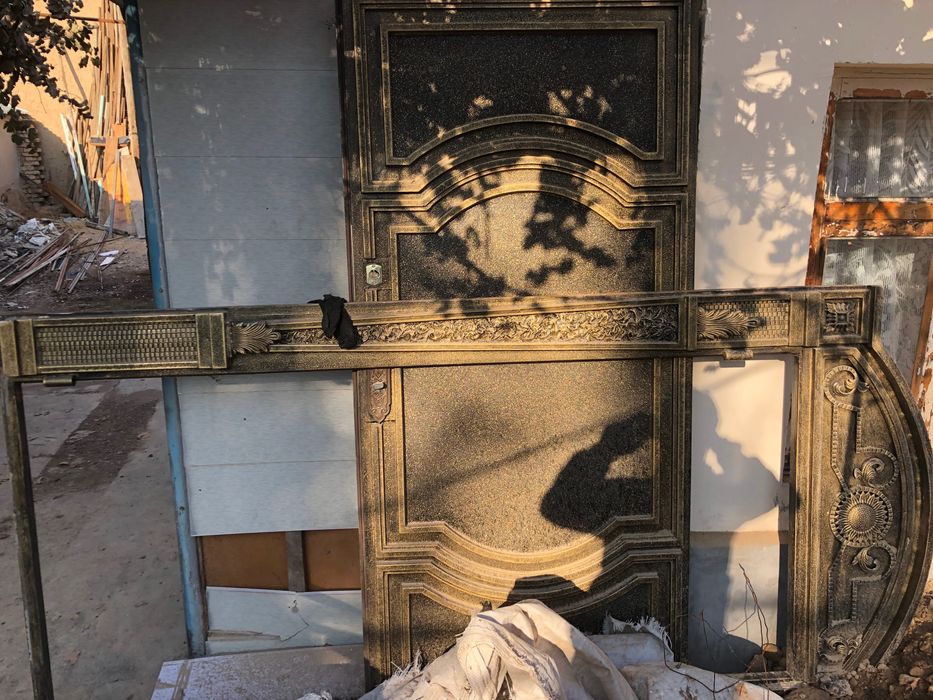 Дверь металическая кованная