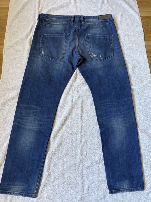 Vînd blugi Diesel 36/32