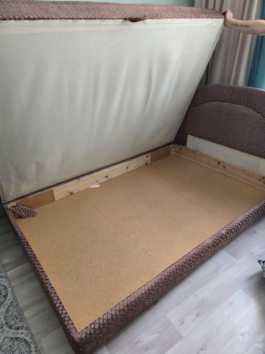 Продам кровать бу