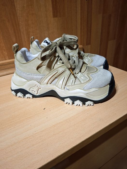 Оригинални дамски сникърси Patrizia pepe