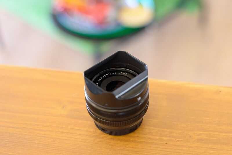 Fujifilm XF 18mm f/2 R