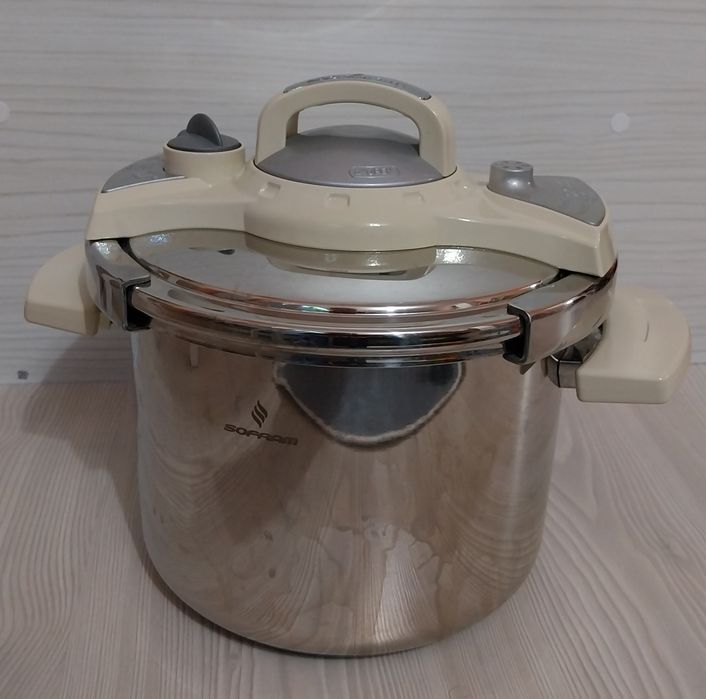 Тенджера под налягане 6 литра