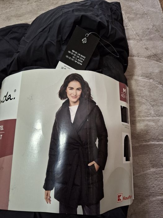 Дамско яке Oyanda