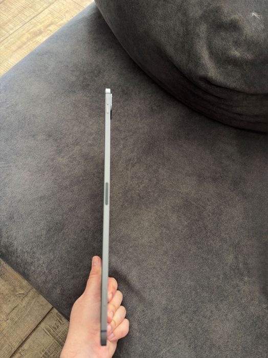 iPad Pro 12.9 2020 512GB Cellular (SIM) – stare foarte bună + folie sigilată