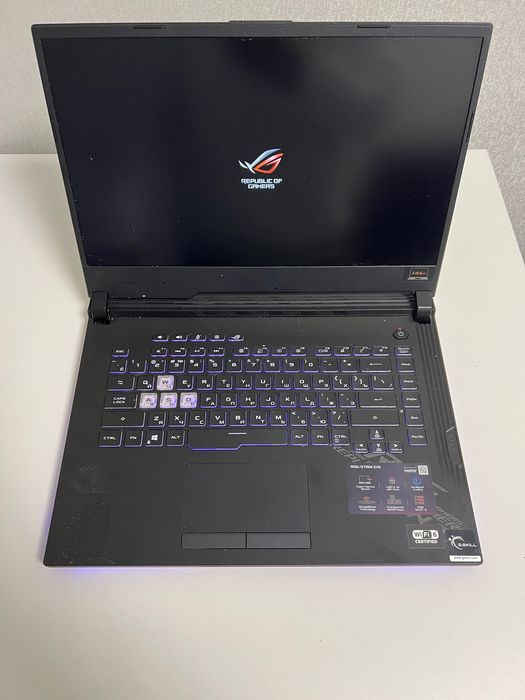 Игровой ноутбук ASUS ROG STRIX