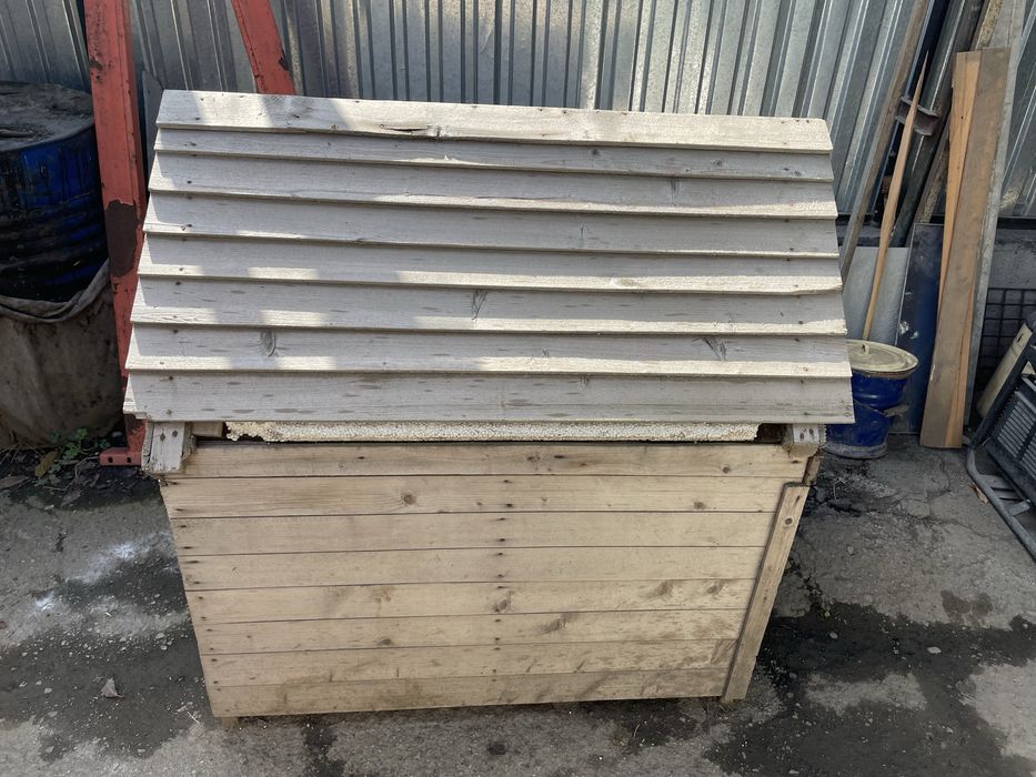 Утеплённая будка для собак