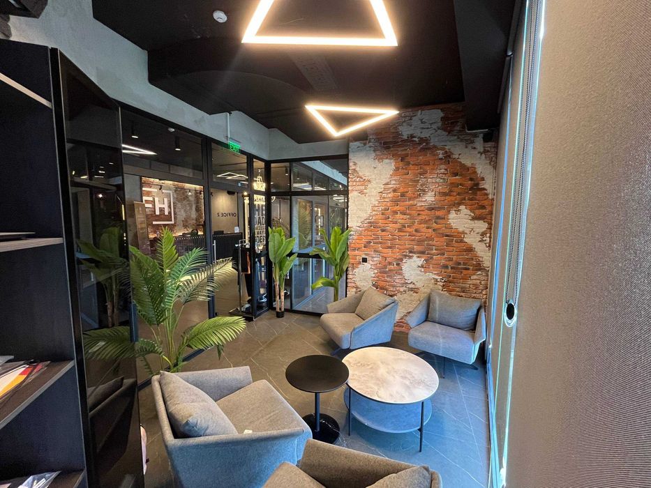 Дава се под наем Магазин в Пловдив, Тракия - 25 кв.м за 648.21 € - Снимка #1